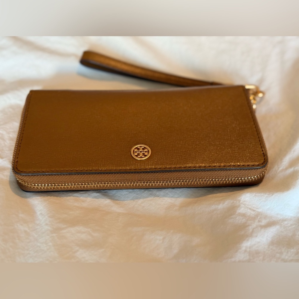 Tory Burch Continental Wallet